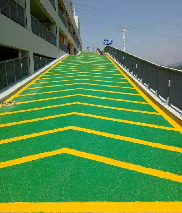 莆田地坪漆廠家選擇滄晟:環(huán)氧地坪漆工程設(shè)計需要注意哪些事項