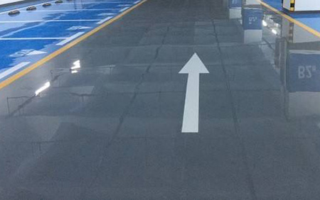 環(huán)氧地坪漆如何日常清潔？能否解決地面清潔難的問題？