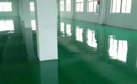 環氧樹脂自流平地面的做法與施工注意事項是什么？