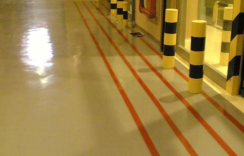 環氧地坪漆出現滲色和浮色原因是什么？如何解決？