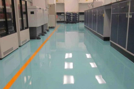 環氧薄涂地坪和環氧自流平有哪些區別？